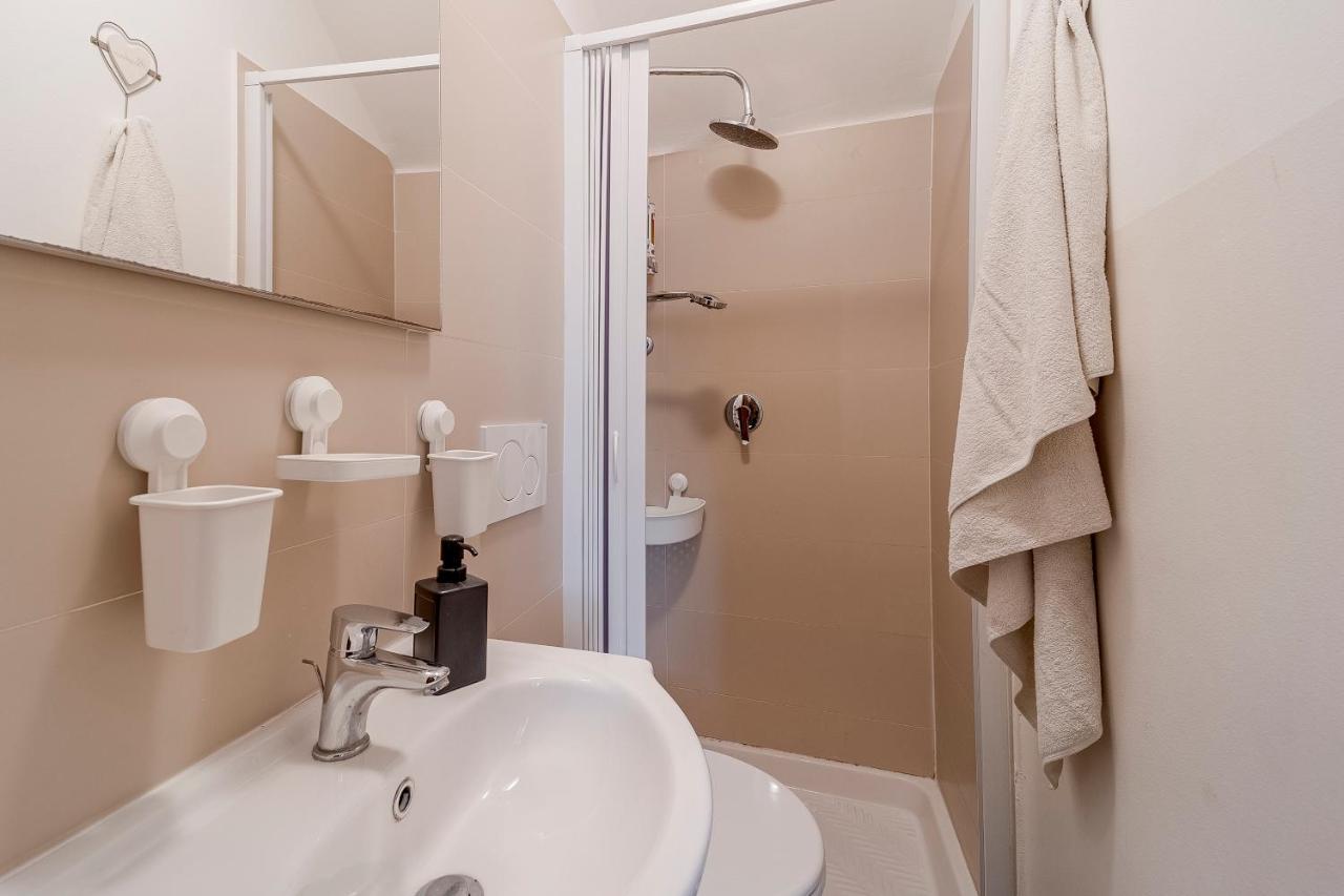 Apartament Il Gattino Di Sanremo - Piccolo Monolocale Centro E Stazione Del Treno Zewnętrze zdjęcie